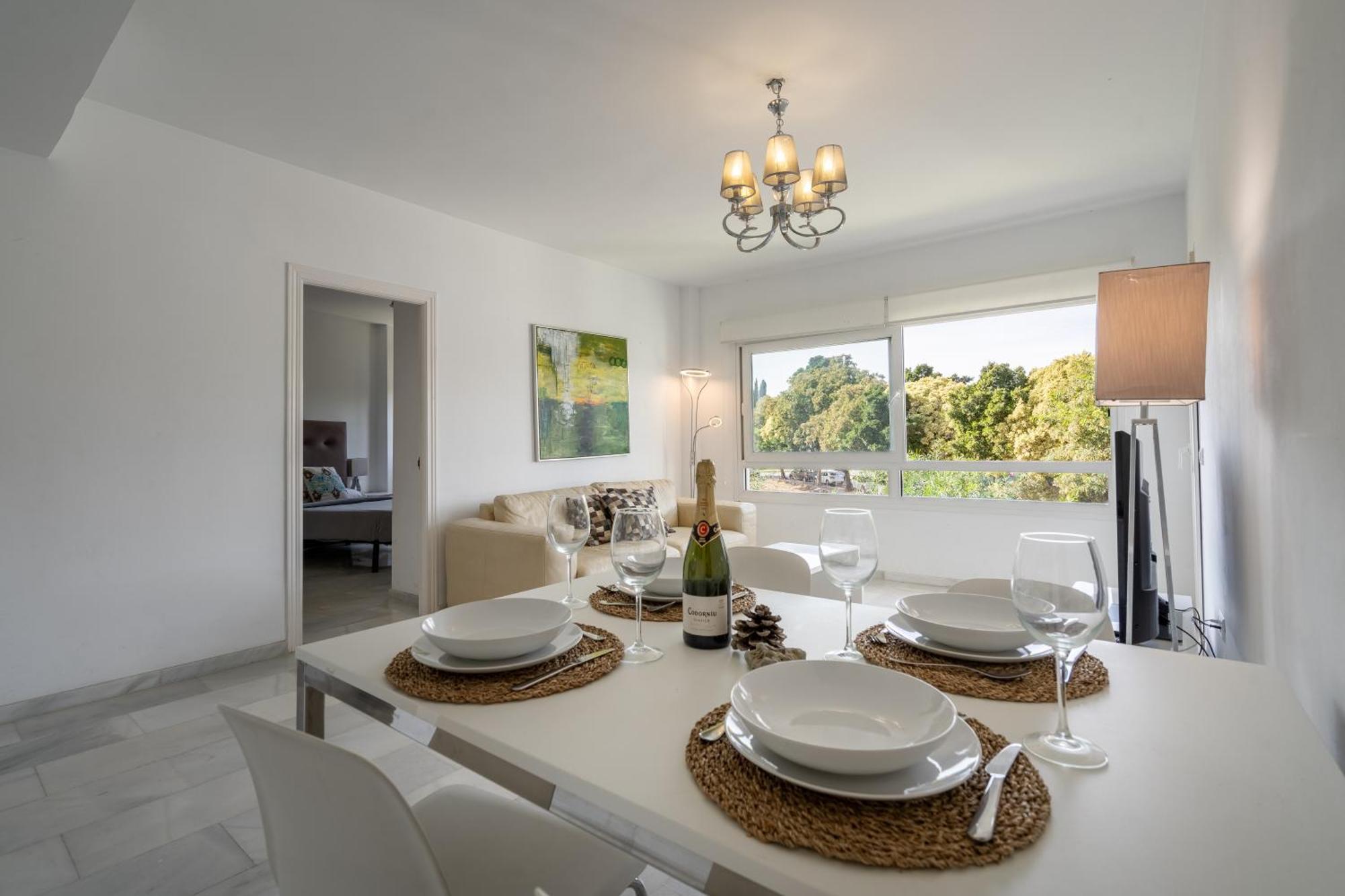 Apartemen Front In Puerto Banus *