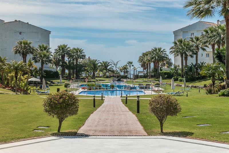 Front In Puerto Banus Apartemen