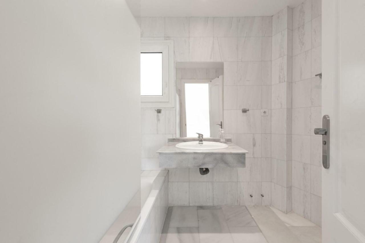Apartemen Front In Puerto Banus
